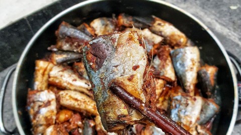 Irresistibly delicious molasses braised swordfish with Ngu Quynh molasses